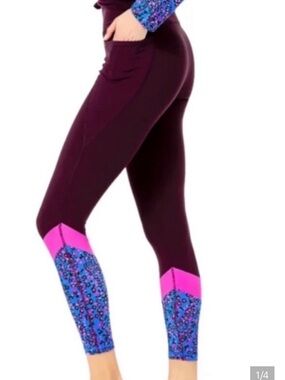 Lilly Pulitzer Weekender High Rise Leggings SMALL Cherry Ganache Growl & Prowl